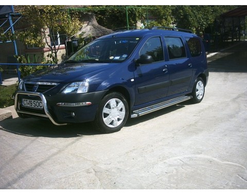 Пороги - площадки "Hunter" для Logan MCV.